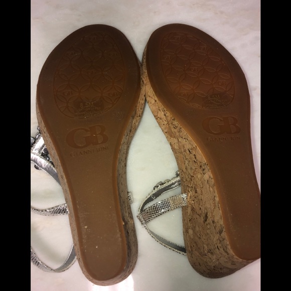 Gianni Bini heels - Picture 7 of 8